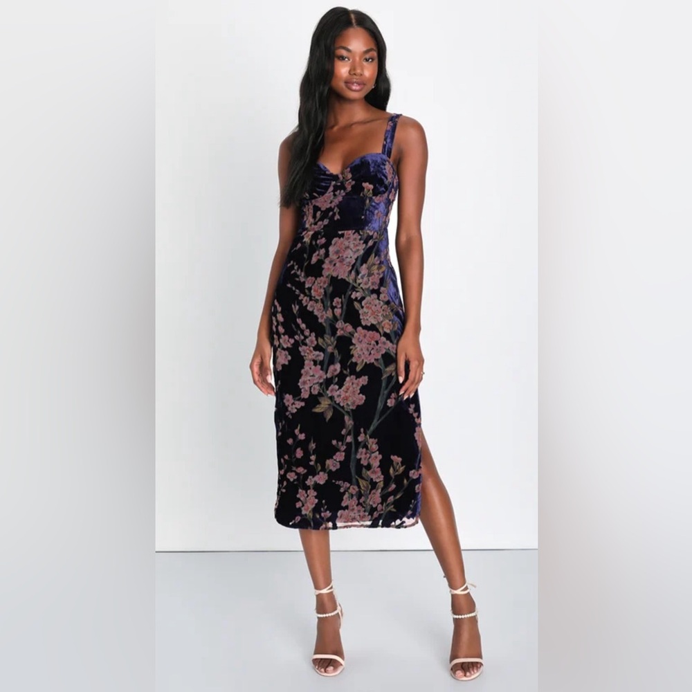 NWT Lulus Romantic Stunner Navy Blue Floral Burnout Velvet Lace-Up Dress